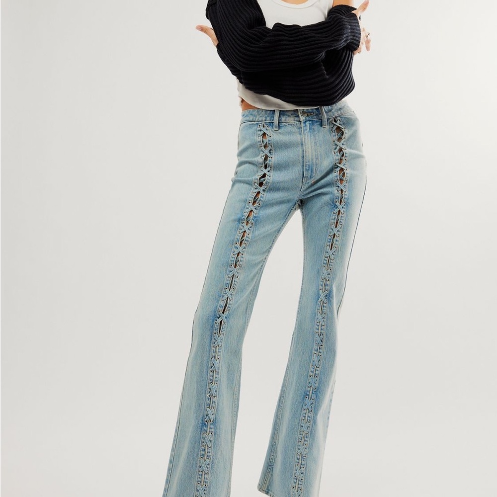 Stylish Blue Women's Jeans